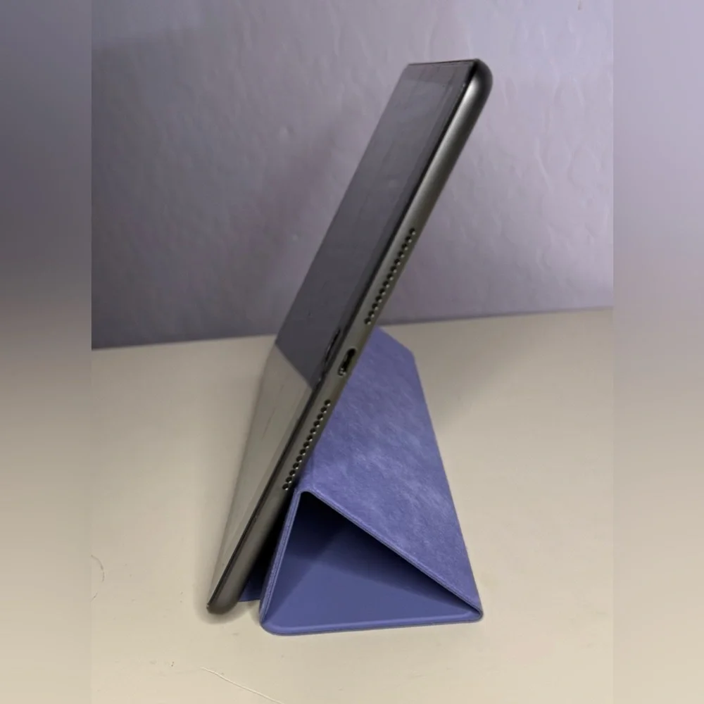 Apple Purple iPad Cover with Tri-Fold Design (5th Generation)